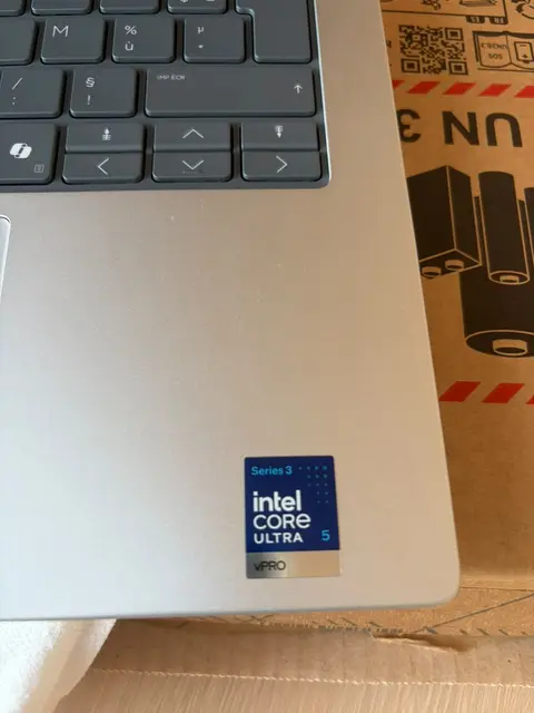 HP helitebook 8 G2i 14 AL — photo 4