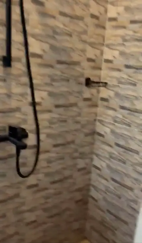 Location d'un 3 pièces  à la Riviera 4 Cité Ciad — photo 3