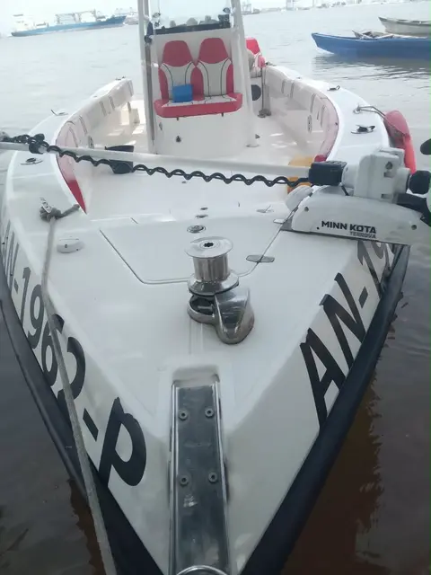 Bateau plaisance vipvip luxueux et pêche 2x250 chevaux yamaha 4 temps — photo 2