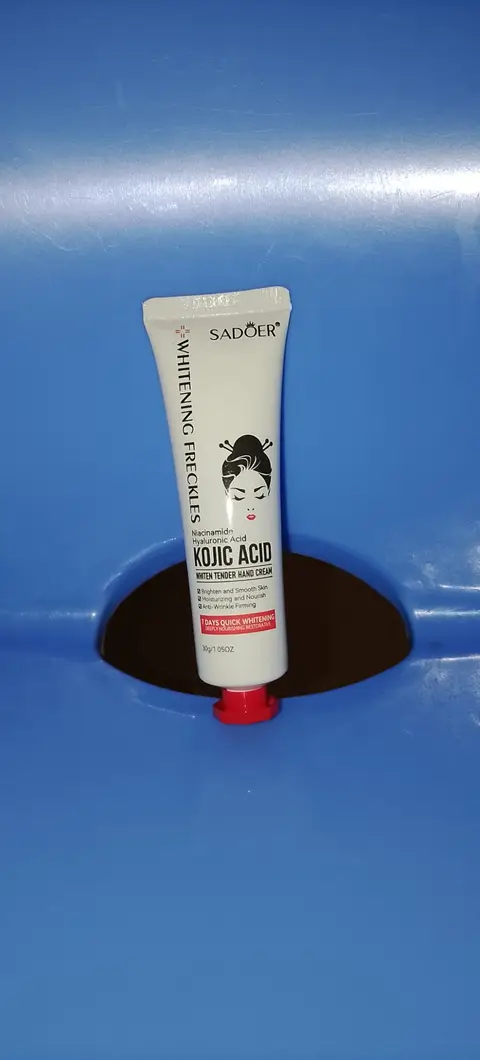 Crème éclaircissante Kojic Acid SAUMEE — photo 1
