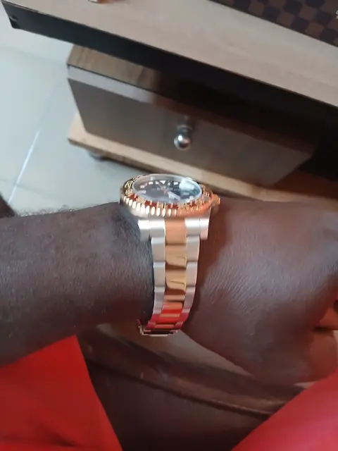 Montre friperie — photo 3