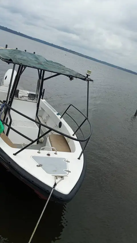Bateau pêche et plaisance avec 115 chevaux suziki — photo 1
