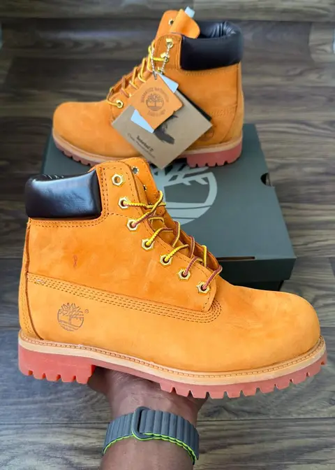 Timberland boot — photo 1