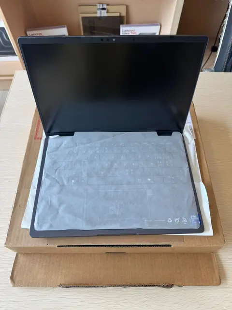 Dell pro 14 premium PA14250 — photo 1