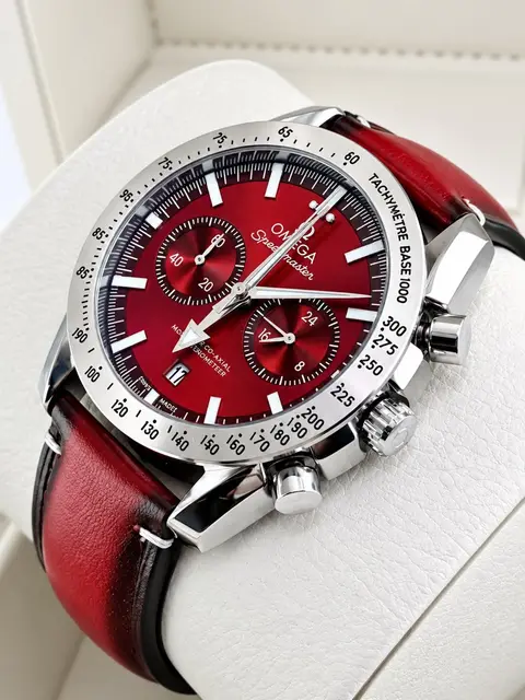 Montre omega en cuir — photo 2