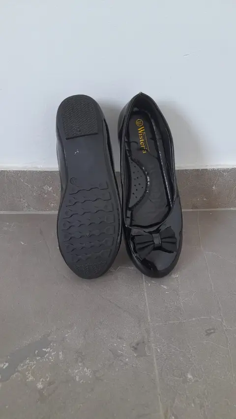 Chaussures Femme Confortables Noires — photo 2