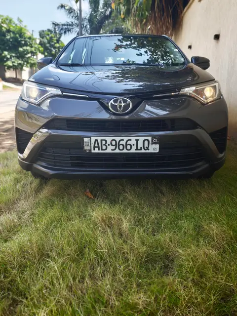 Toyota RAV4 Année 2017, Occasion très propre — photo 1