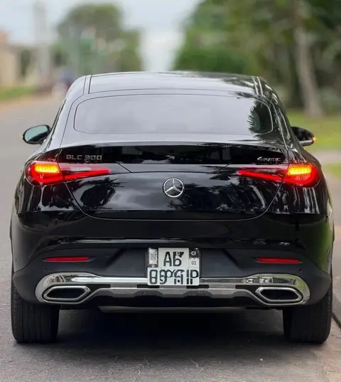 Mercedes GLC 300 Année 2026 — photo 4