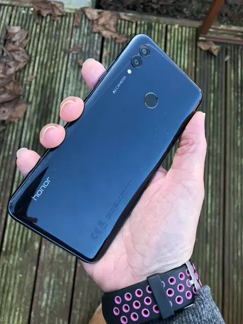 Honor 10 LITE quasi neuf — photo 3