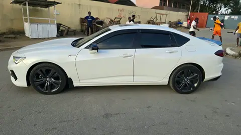Accura TXL Année 2021 Full-option , Occasion très propre — photo 4