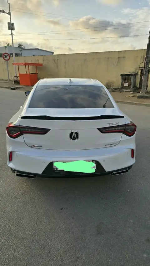 Accura TXL Année 2021 Full-option , Occasion très propre — photo 2