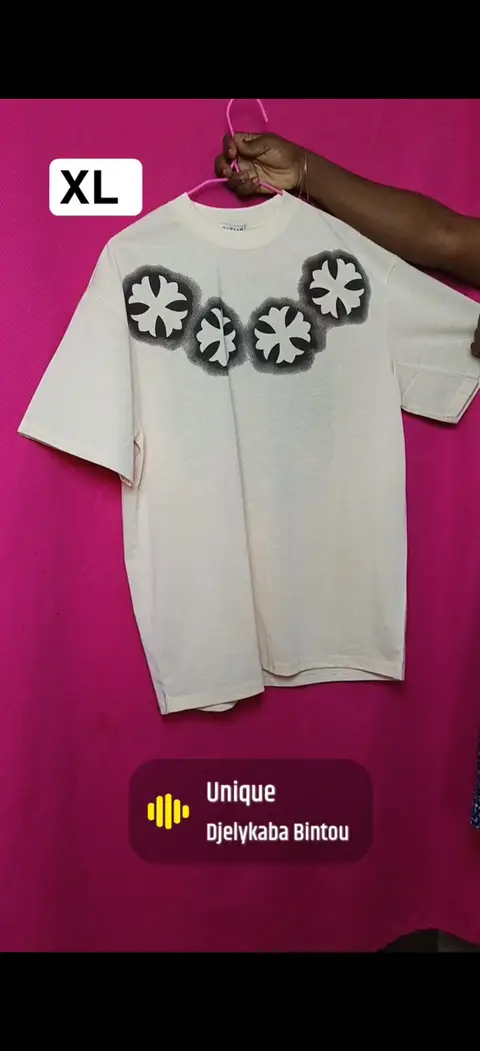 Tee-shirt — photo 3