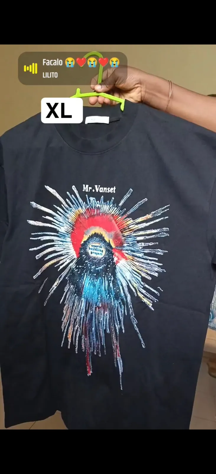 Tee-shirt — photo 1