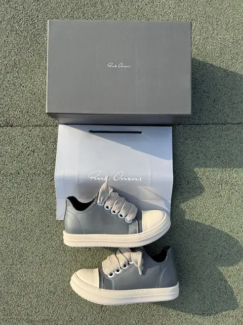 RICK OWENS — photo 1
