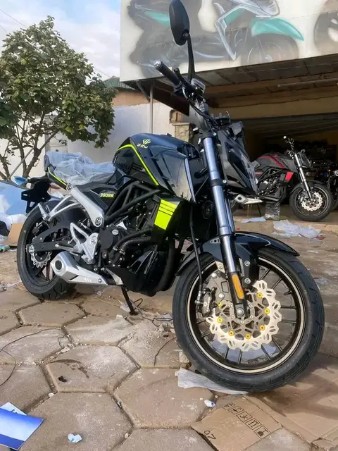 Dépôt de moto — photo 1