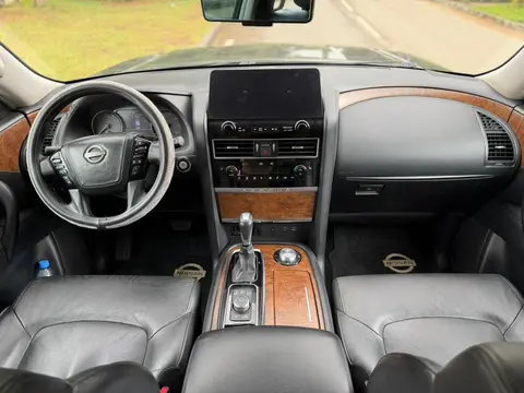 Nissan Patrol Platinium 2023 — photo 2