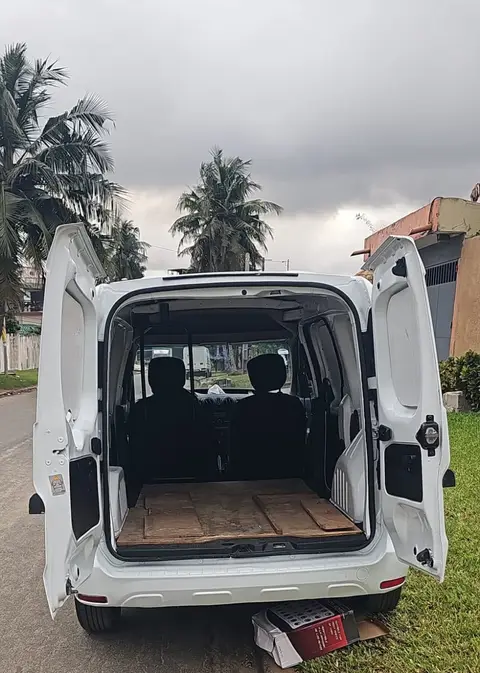 Renault DOKKER 2017 — photo 2