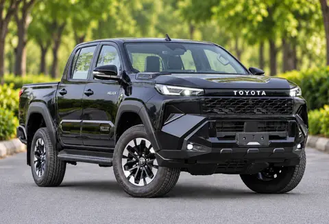 Toyota Hilux 2027 — photo 1